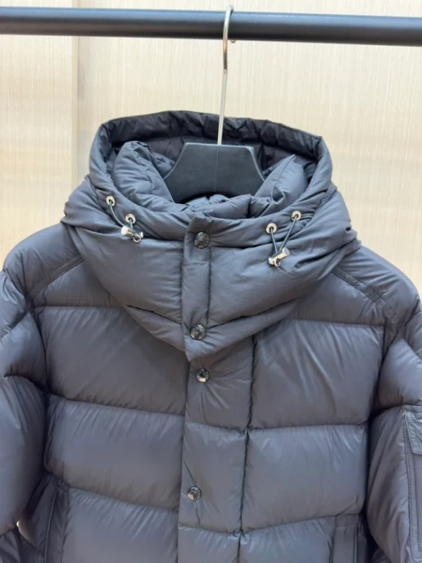 Moncler Down Jacket - MK087