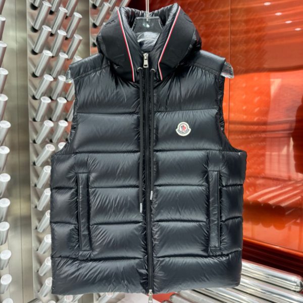 Moncler Down Vest - MK084