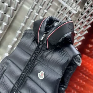 Moncler Down Vest - MK084