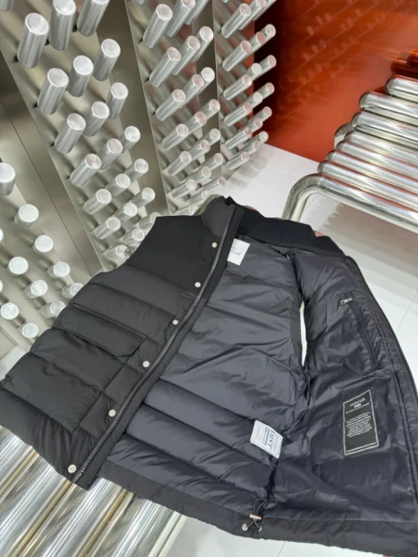 Moncler Down Vest - MK085