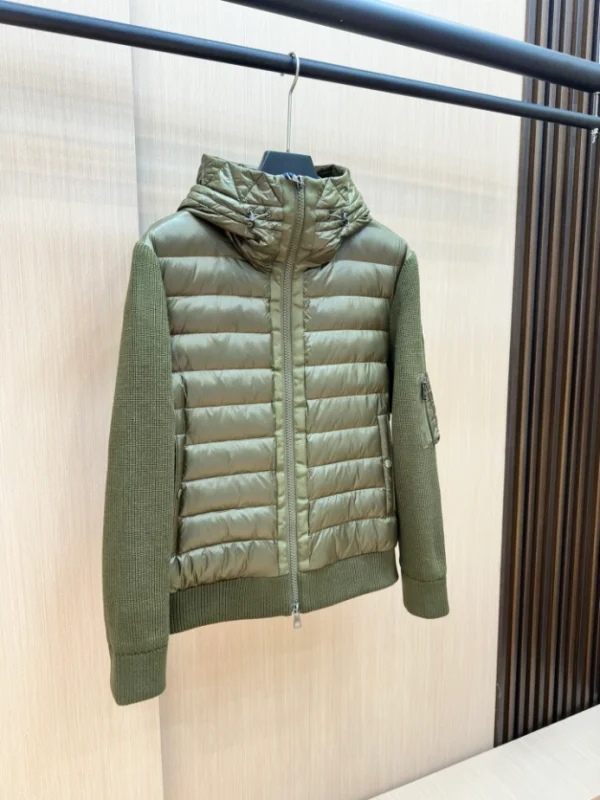 Moncler Jacket - MK077