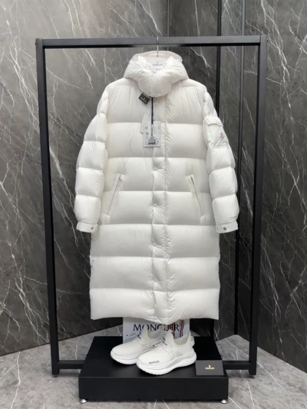 Moncler Jacket - MK080