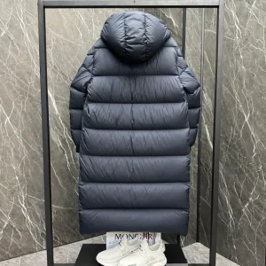 Moncler Jacket - MK081