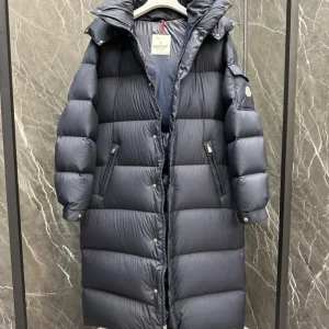 Moncler Jacket - MK081